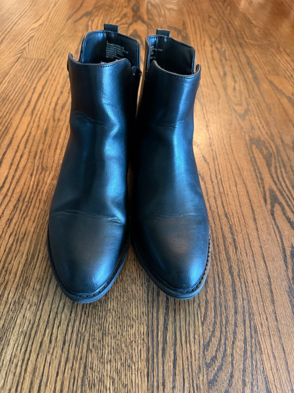 Universal Thread Black Leather Ankle Booties